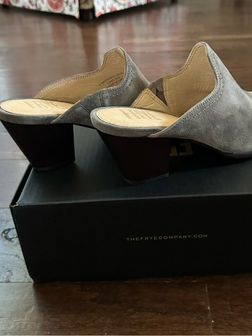 Frye Reed Mule size 8.5 Gray Brand new - Picture 9 of 9